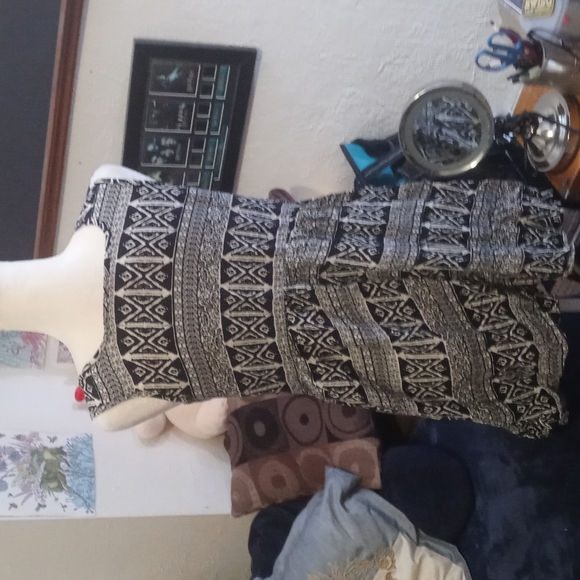 SOLD-Retro doll This is a. Baby doll short dress, Black & white designs size XL. - Picture 3 of 4